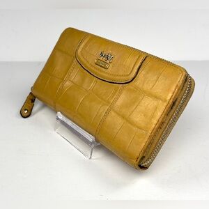Coach yellow Leather corner zip long Wallet
